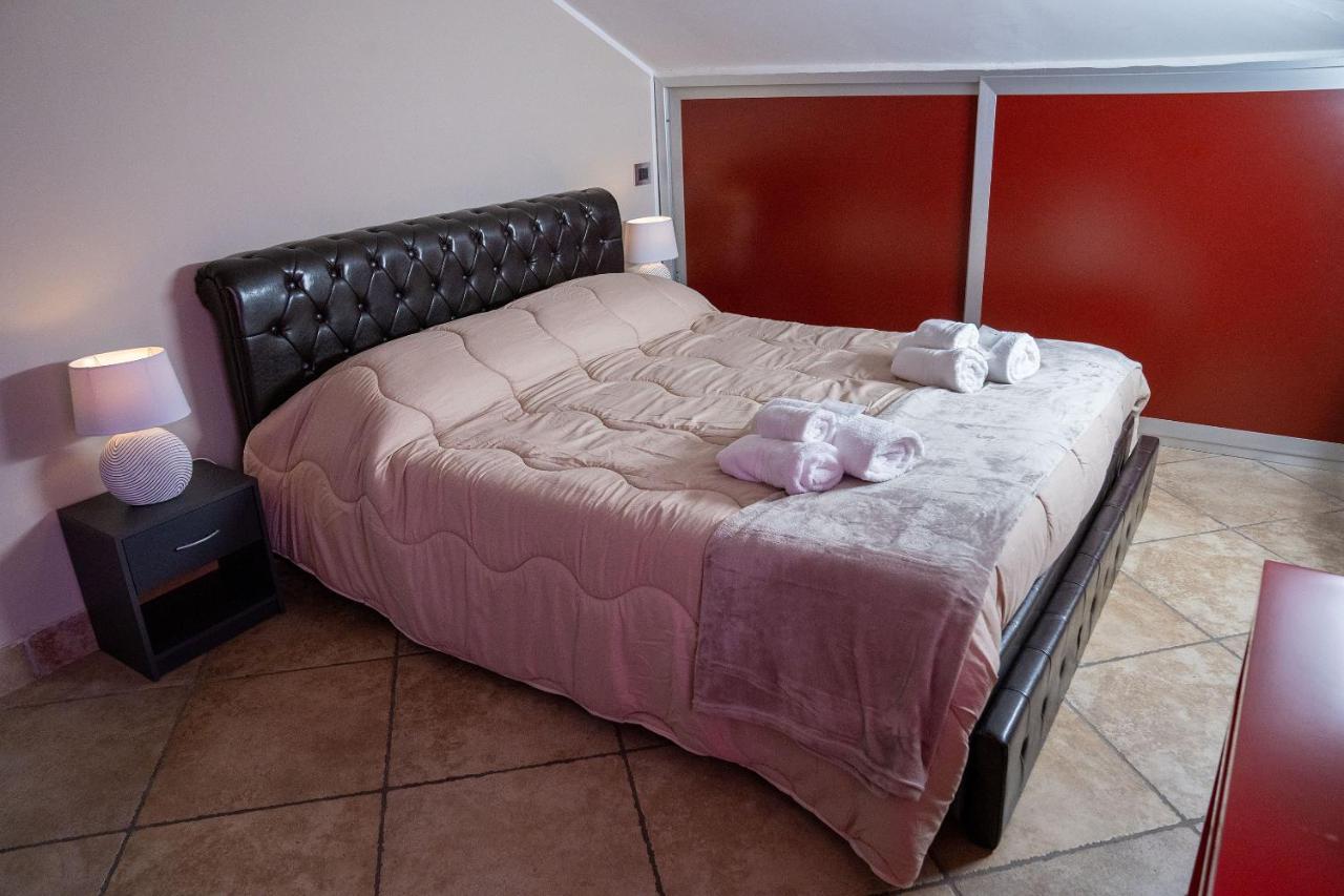 Attic A31 Apartament Rooftop Deluxe 산타 마리아 카푸아 베테레 외부 사진