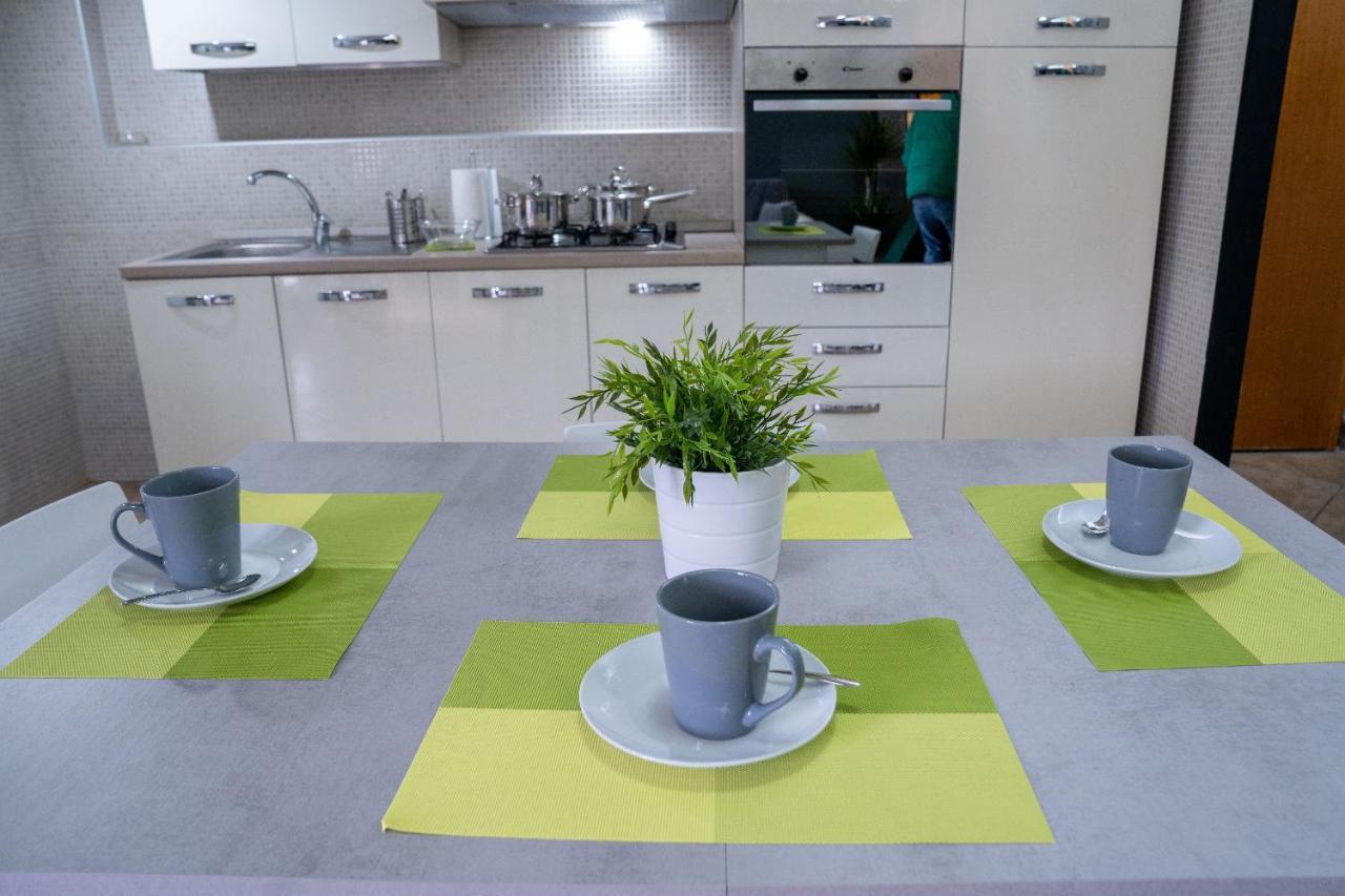 Attic A31 Apartament Rooftop Deluxe 산타 마리아 카푸아 베테레 외부 사진